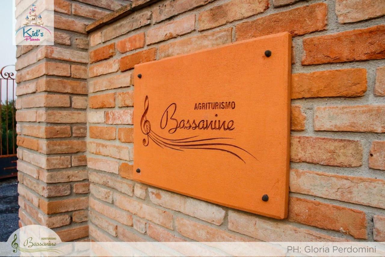 Agriturismo Bassanine Monticelli d'Ongina Exterior photo
